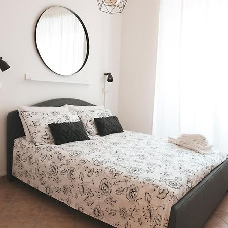 Civico 100 Bed and Breakfast Terni Eksteriør billede